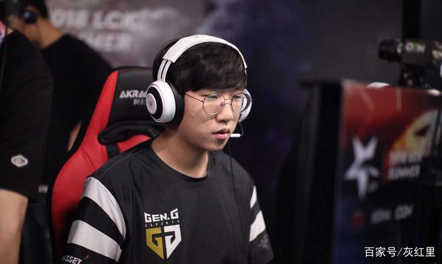 了球员在对 了球员在对