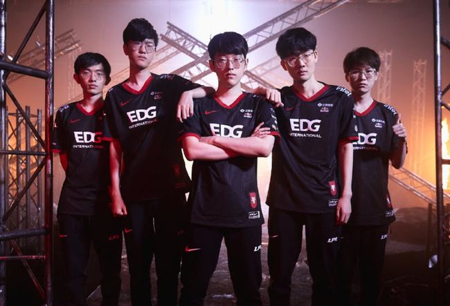 响他们在竞 响他们在竞