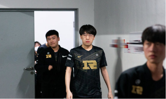 一些人认为 一些人认为