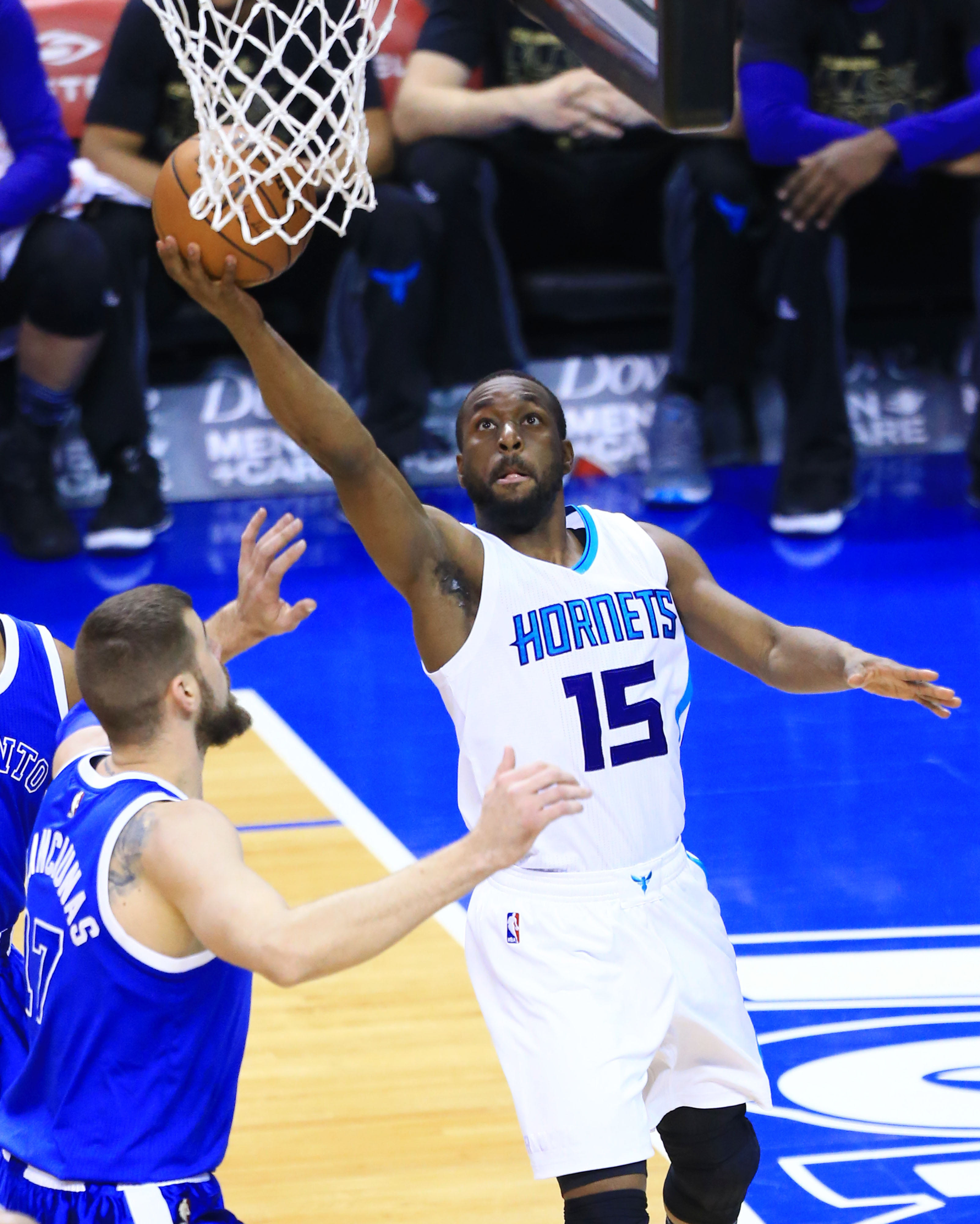 有人跌倒 有人跌倒